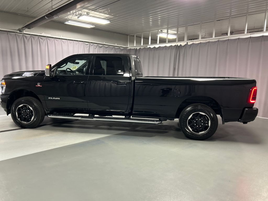 New 2026 Ram 2500 LARAMIE CREW CAB 4X4 8' BOX Pickup