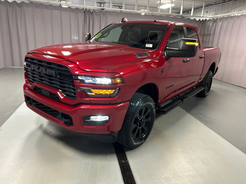 New 2026 Ram 2500 BIG HORN CREW CAB 4X4 6'4 BOX Pickup
