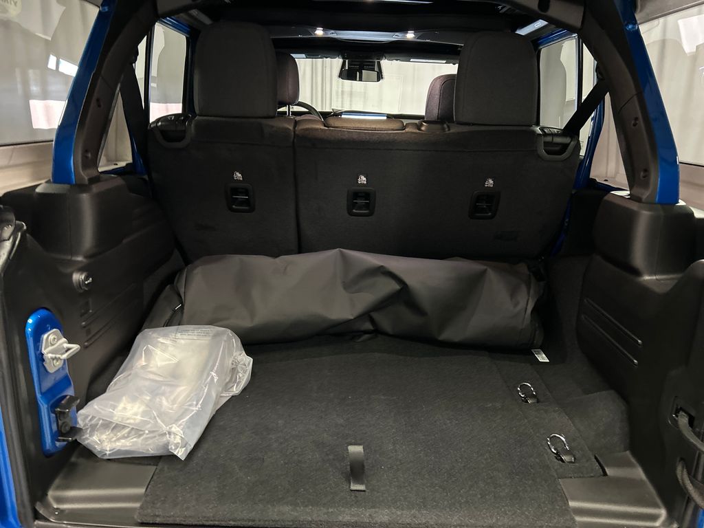 2026 Jeep Wrangler 4-Door Willys - Photo 22