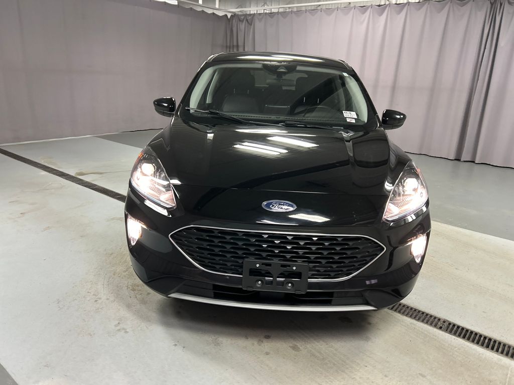 Used 2022 Ford Escape SEL with VIN 1FMCU0H60NUA68174 for sale in Lima, OH