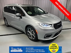 2026 Chrysler Pacifica PINNACLE Passenger Van