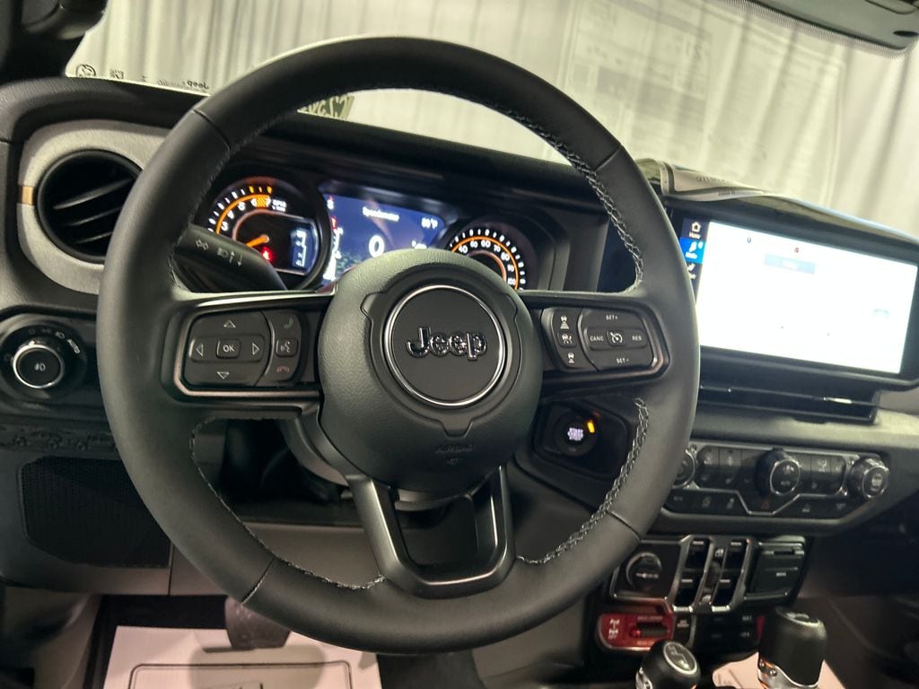 2026 Jeep Wrangler 4-Door Willys - Photo 13