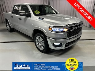 2026 Ram 1500 BIG HORN CREW CAB 4X4 5'7 BOX Pickup C23152