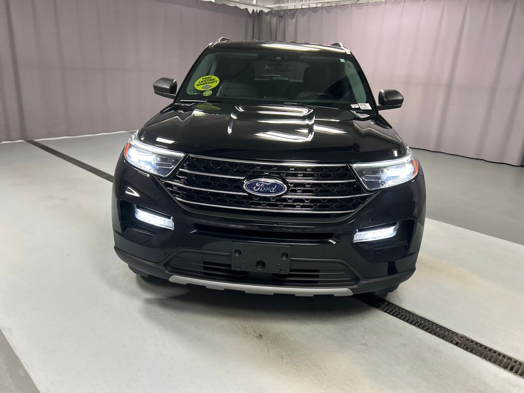 2020 Ford Explorer XLT photo 2