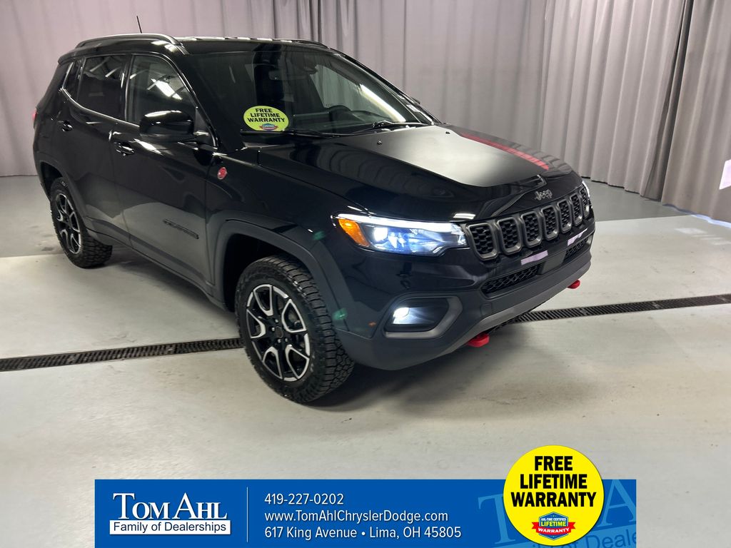 2025 Jeep Compass Trailhawk 4X4's photo