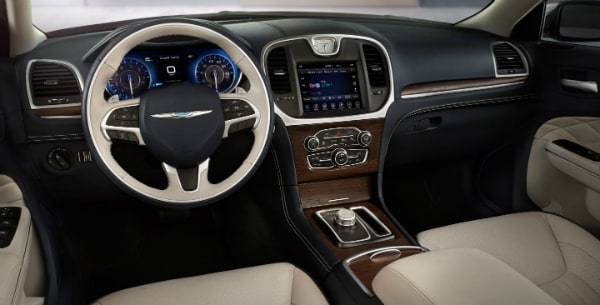 2017 Chrysler 300 dashboard
