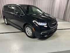 2026 Chrysler Pacifica SELECT Passenger Van