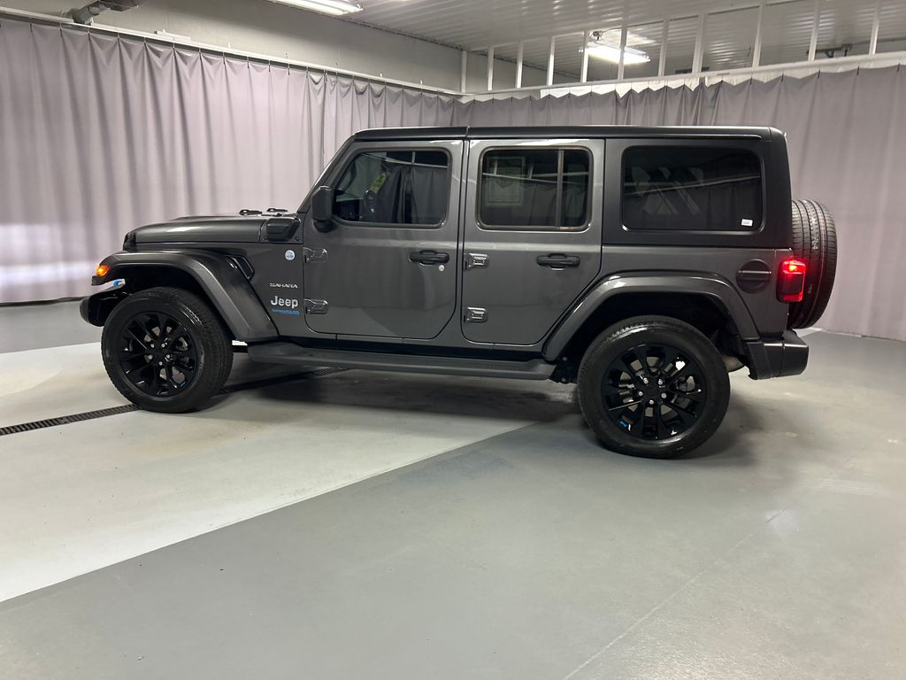 2022 Jeep Wrangler Unlimited 4xe Sahara photo 4