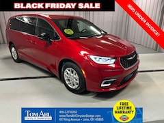 2026 Chrysler Pacifica SELECT Passenger Van