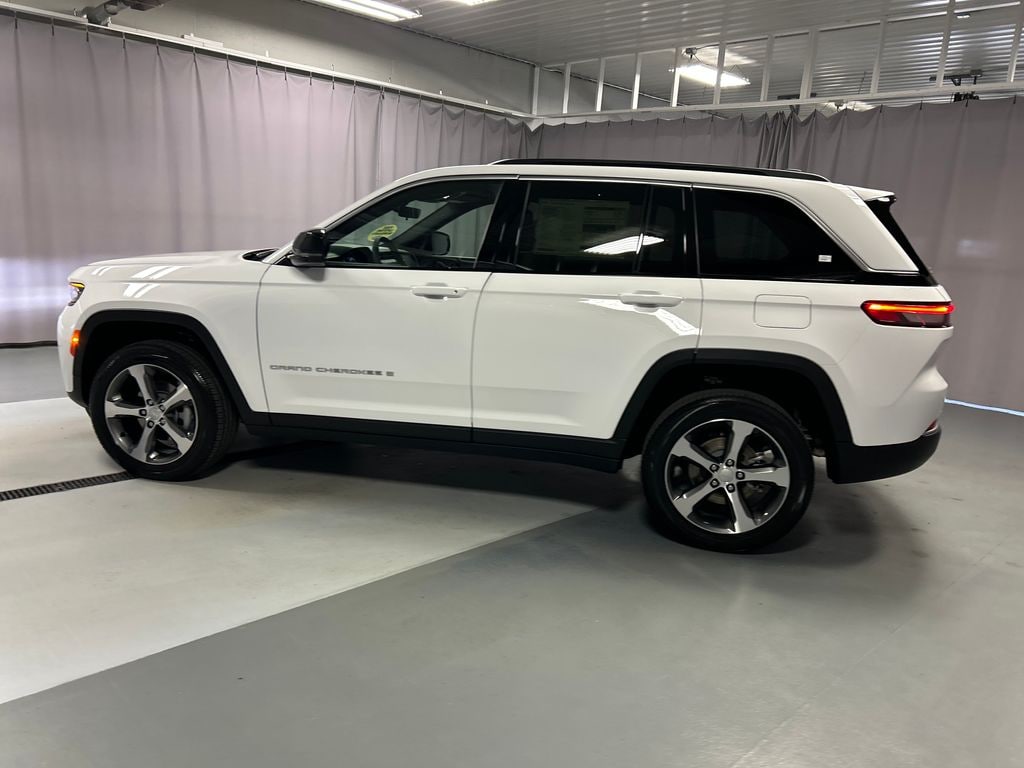New 2026 Jeep Grand Cherokee LIMITED 4X4 Sport Utility