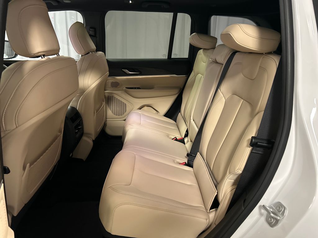 2026 Jeep Grand Cherokee Limited - Photo 22