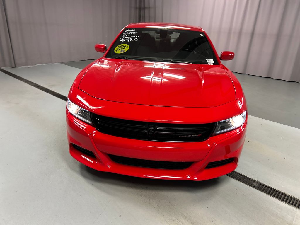 2022 Dodge Charger SXT photo 2