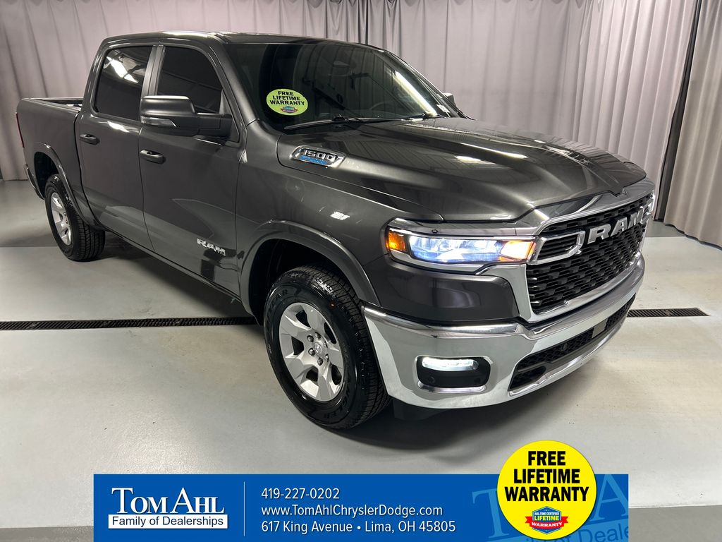 2025 RAM 1500 Big Horn/Lone Star 4x4 Crew Cab 5'7's photo