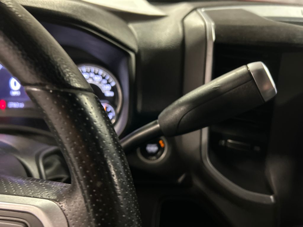2022 RAM Ram 3500 Chassis Cab SLT - Photo 18