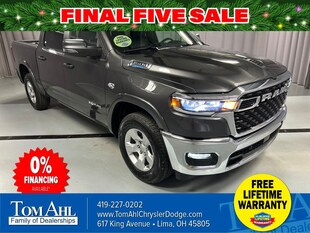 2026 Ram 1500 BIG HORN CREW CAB 4X4 5'7 BOX Pickup C23050