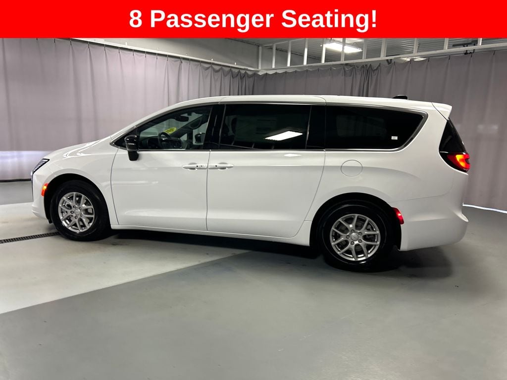 New 2027 Chrysler Pacifica SELECT Passenger Van