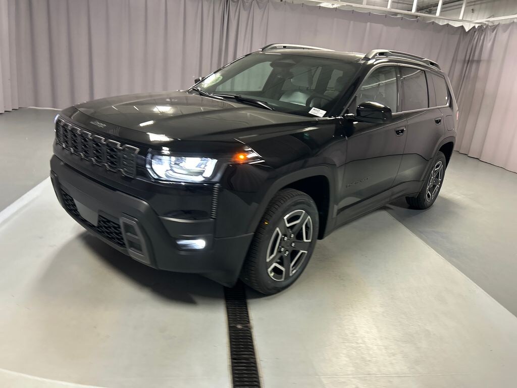 New 2026 Jeep Cherokee LAREDO 4X4 Sport Utility