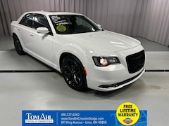 2023 Chrysler 300 S Sedan