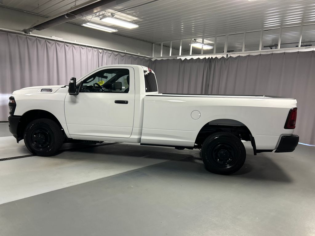 2026 RAM 2500 Tradesman - Photo 4