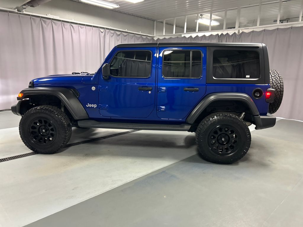2020 Jeep Wrangler Unlimited Sport photo 4
