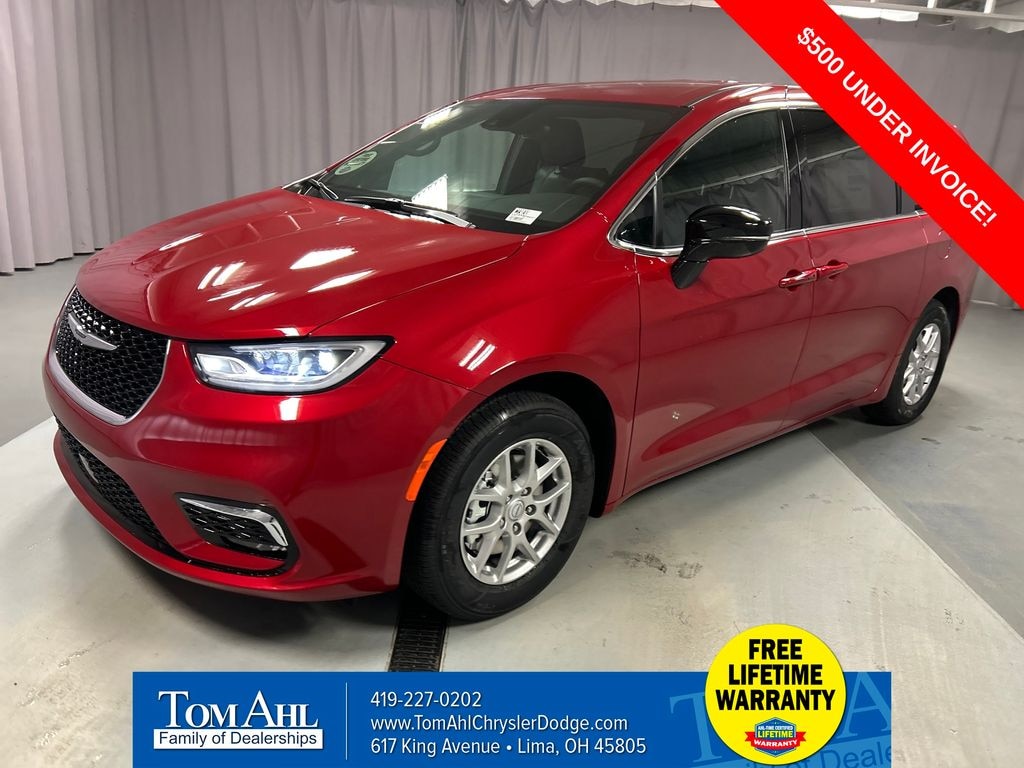 New 2026 Chrysler Pacifica SELECT Passenger Van