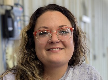 Staff member Ashley Farrar from ID_e50f82bbc972