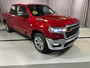 2026 Ram 1500 BIG HORN CREW CAB 4X4 5'7 BOX Pickup C23157