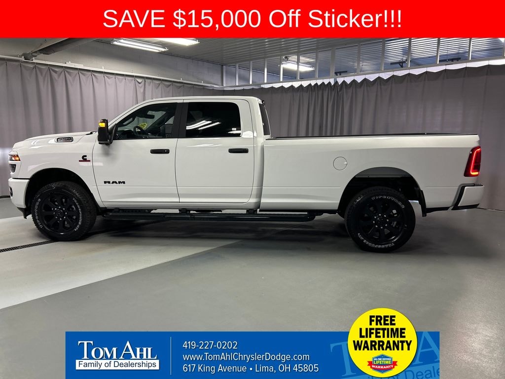 New 2025 Ram 2500 BIG HORN CREW CAB 4X4 8' BOX Pickup