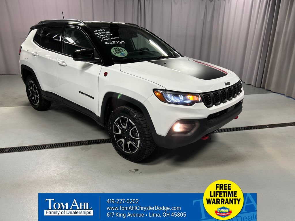 2024 Jeep Compass Trailhawk's photo