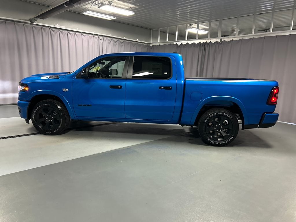 New 2026 Ram 1500 BIG HORN CREW CAB 4X4 5'7 BOX Pickup