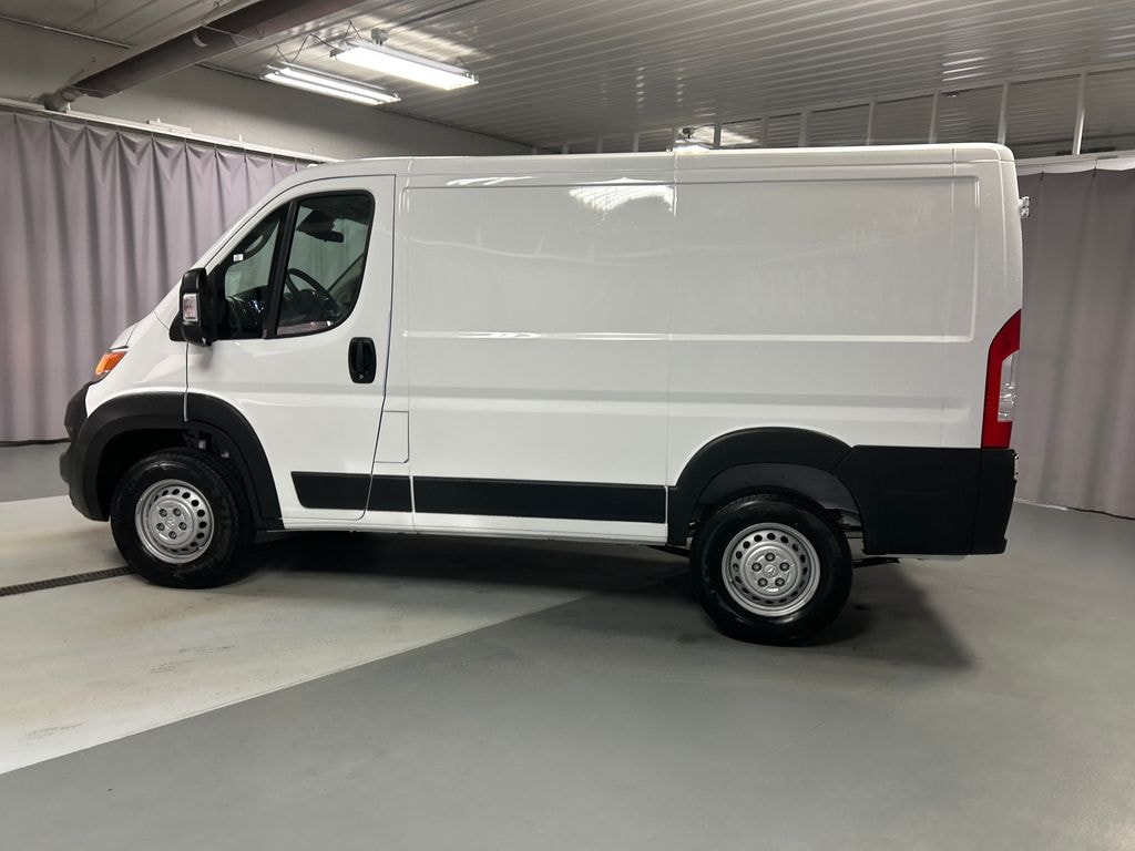 New 2025 Ram ProMaster PROMASTER 1500 TRADESMAN CARGO VAN LOW ROOF 118' W Cargo Van