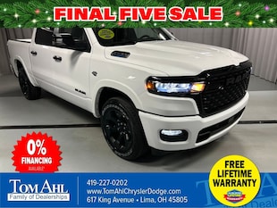 2026 Ram 1500 BIG HORN CREW CAB 4X4 5'7 BOX Pickup C23036