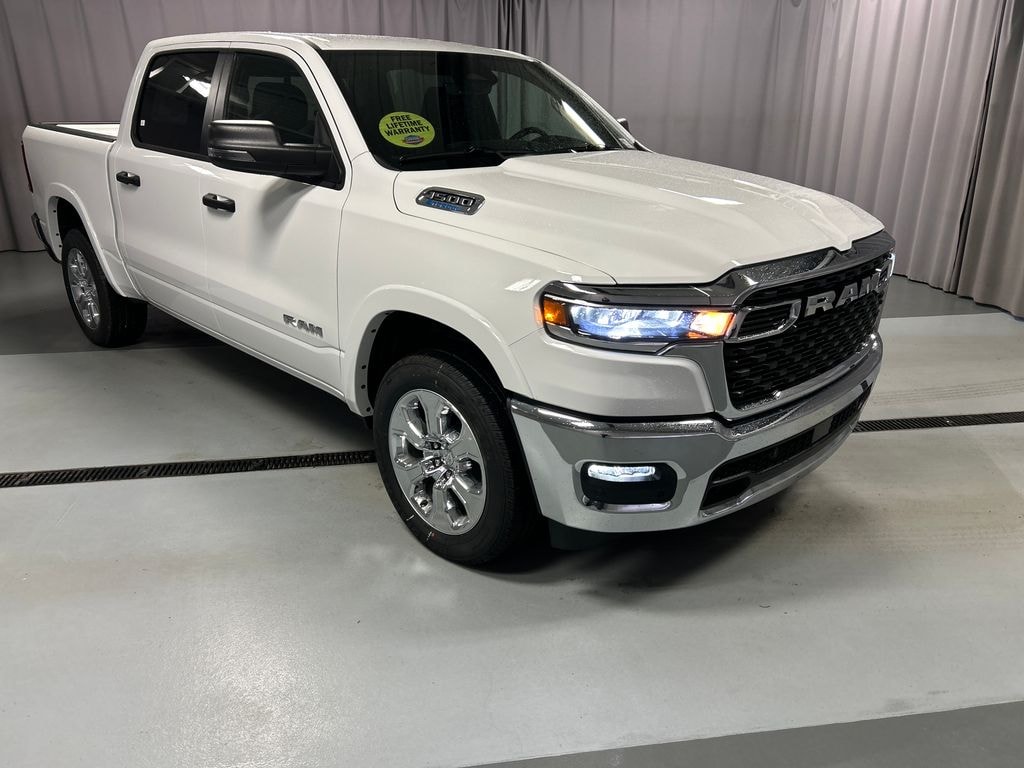 New 2026 Ram 1500 BIG HORN CREW CAB 4X4 5'7 BOX Pickup