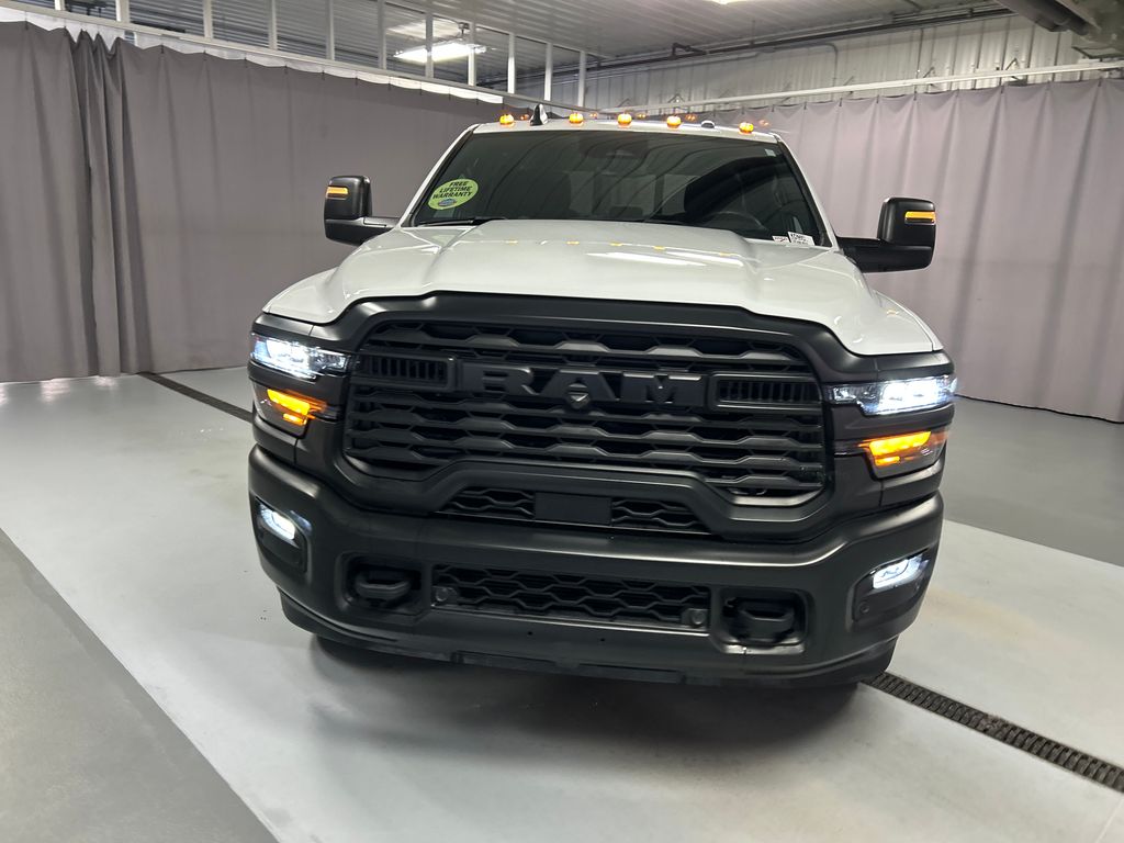 2025 Ram 3500 Tradesman photo 2
