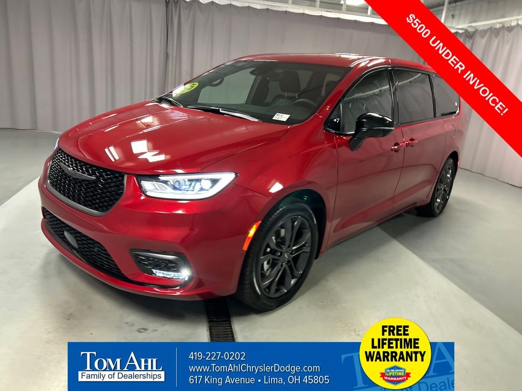 New 2026 Chrysler Pacifica SELECT Passenger Van