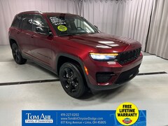 2024 Jeep Grand Cherokee Laredo SUV