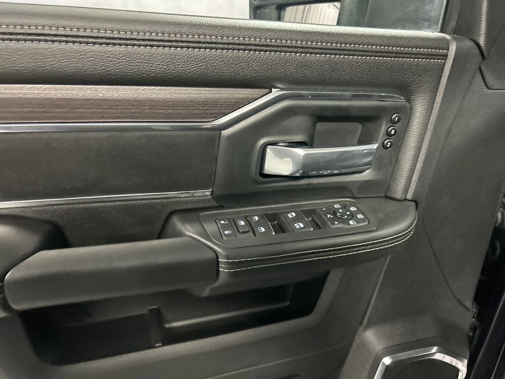 2026 RAM 2500 Laramie - Photo 12