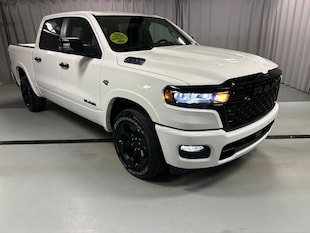 2026 Ram 1500 BIG HORN CREW CAB 4X4 5'7 BOX Pickup C23036