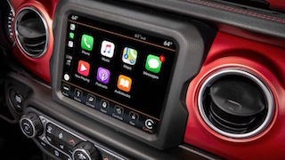 2018 Jeep Grand Wrangler touchscreen