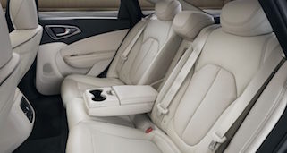 2017 Chrysler 200 back seat
