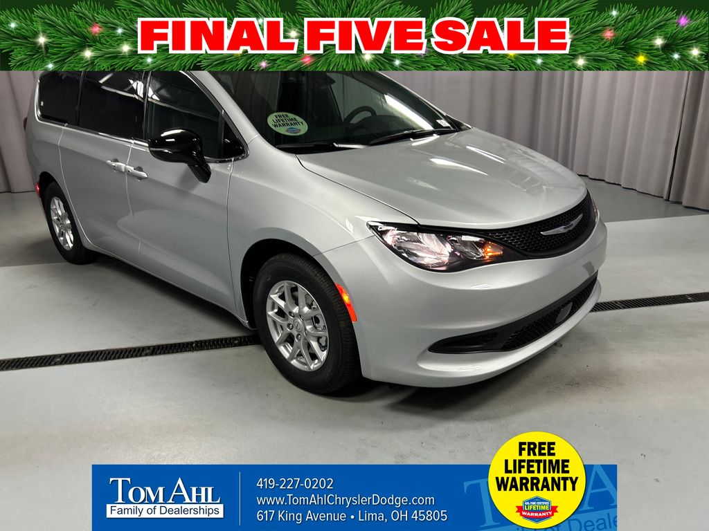 2026 Chrysler Voyager LX's photo