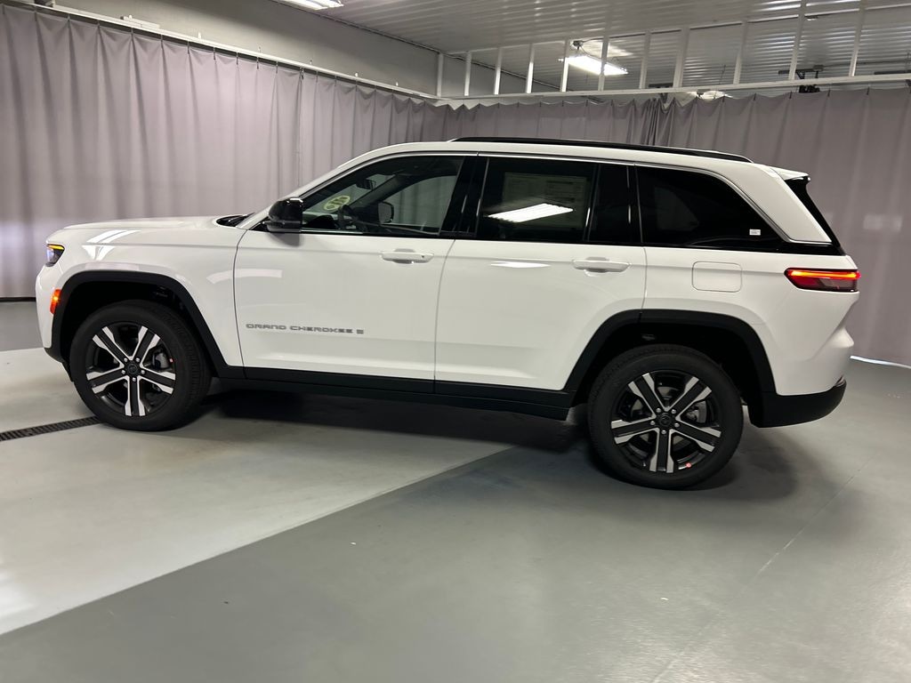 New 2027 Jeep Grand Cherokee Limited Sport Utility