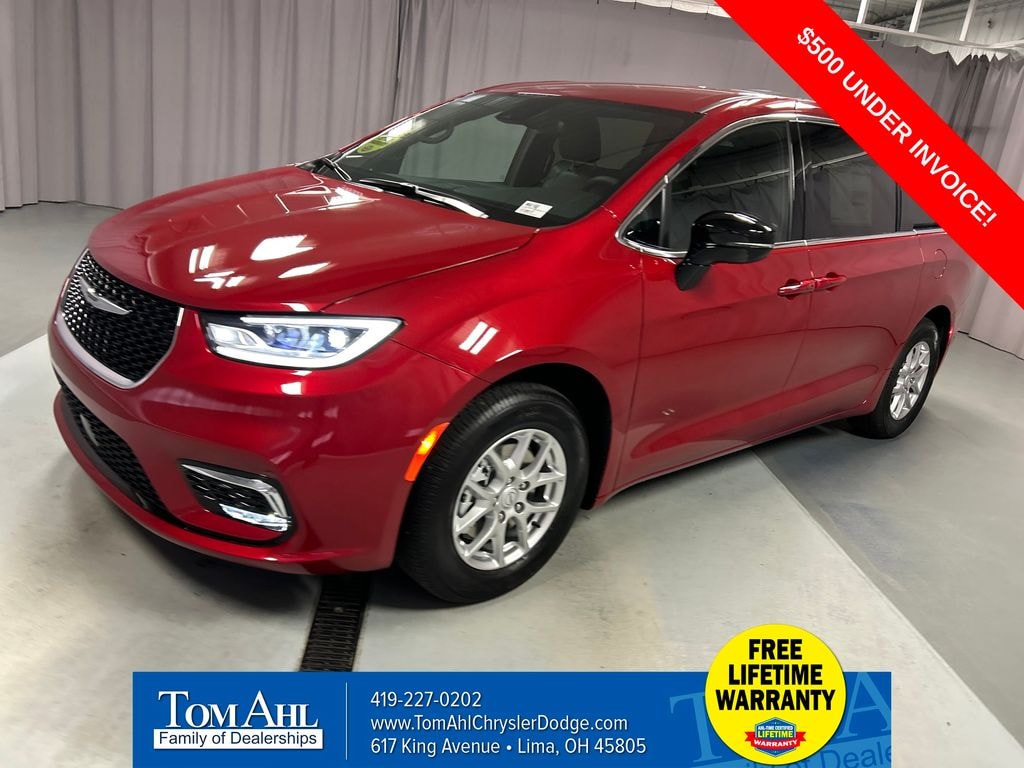 New 2026 Chrysler Pacifica SELECT Passenger Van