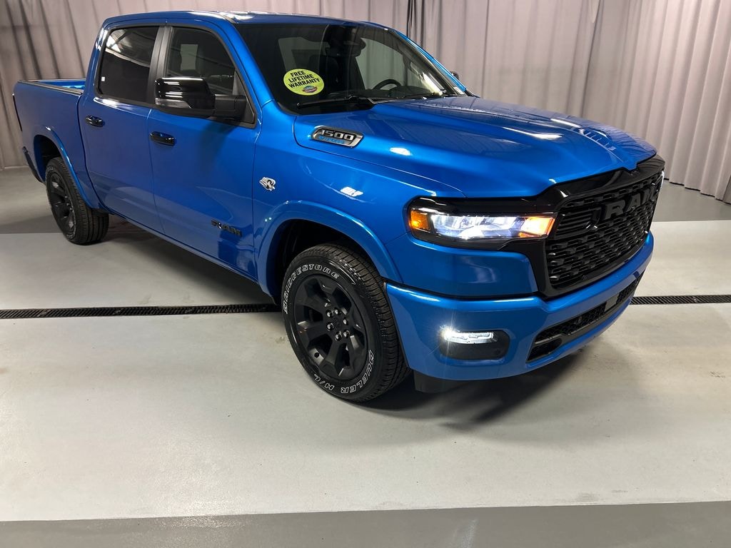 New 2026 Ram 1500 BIG HORN CREW CAB 4X4 5'7 BOX Pickup