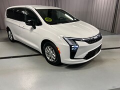 2027 Chrysler Pacifica SELECT Passenger Van
