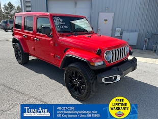 2025 Jeep Wrangler 4xe Sahara SUV