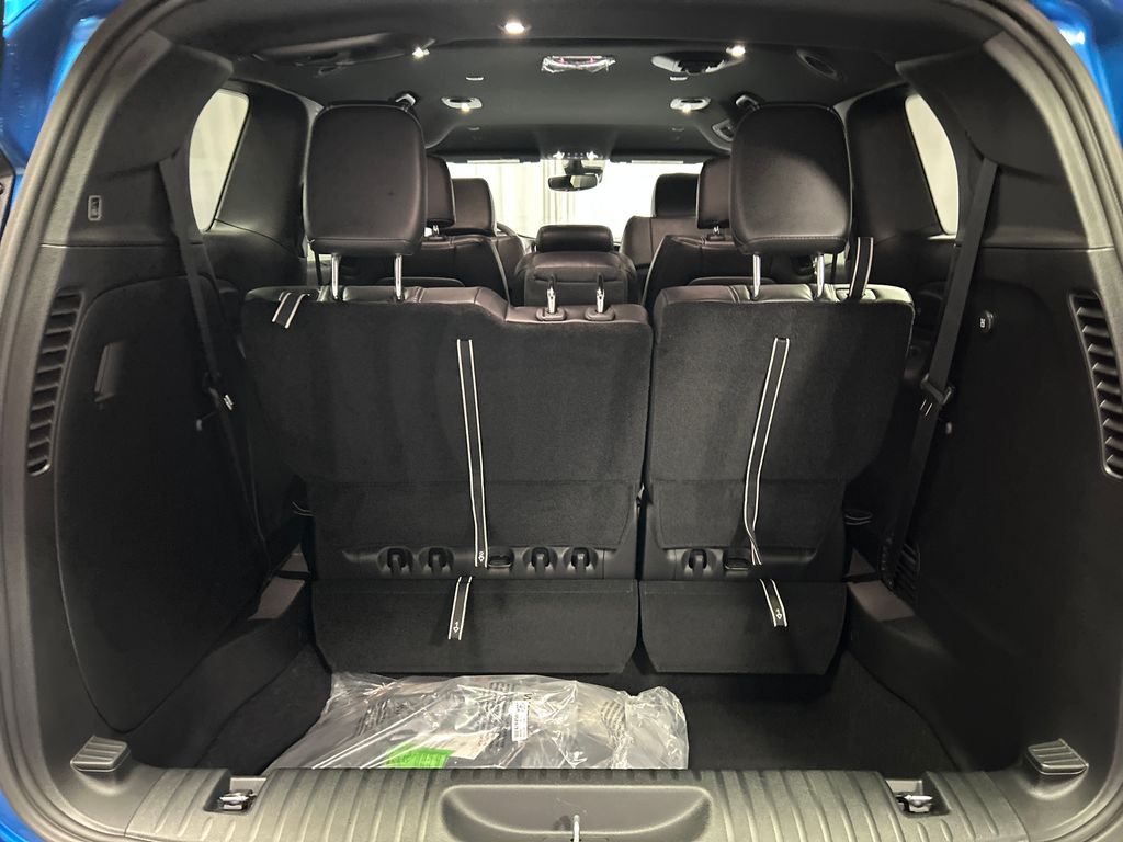 2027 Chrysler Pacifica Select - Photo 23