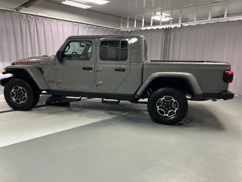 2023 Jeep Gladiator Mojave photo 4