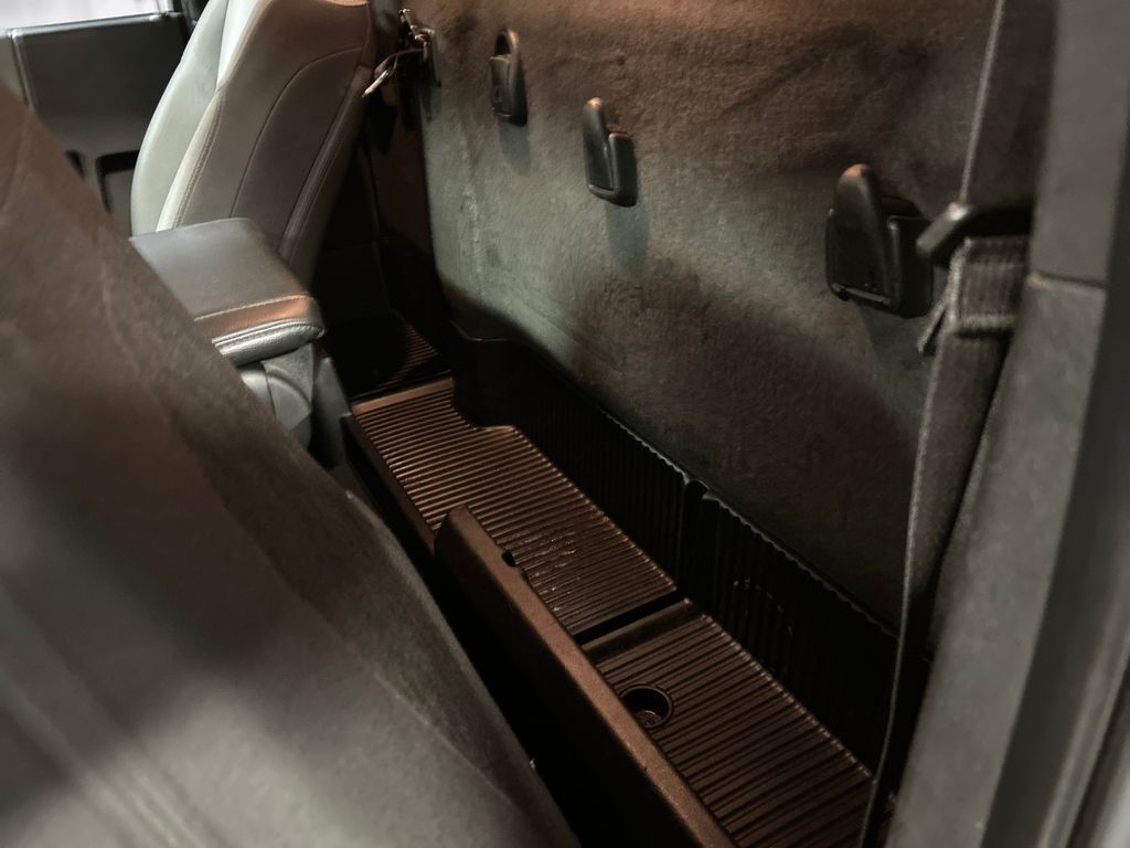 2022 RAM Ram 3500 Chassis Cab SLT - Photo 20
