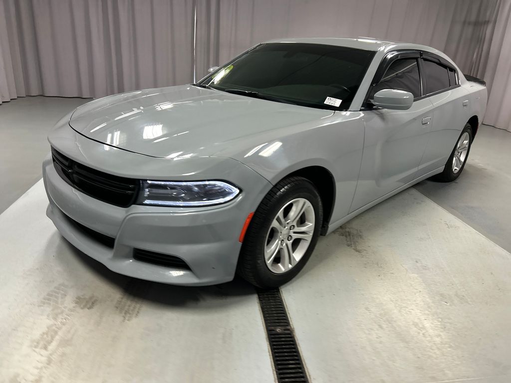 2021 Dodge Charger SXT photo 3